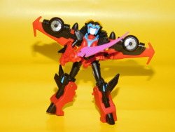 bitterbuttercups: Iron Factory’s “Windsaber” AKA Windblade! Check out my review of her on Youtube! 