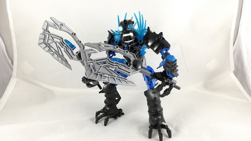 bennyplasticworld:Bionicle MOC - Marduk, the elite Skakdi Warrior.