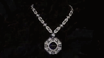 foreveroldhollywood:  Elizabeth Taylor’s Jewellery Collection