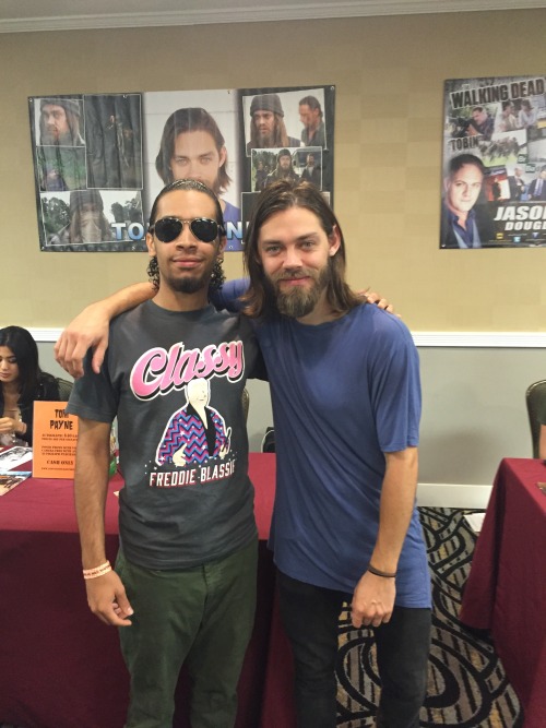 I met Tom Payne yesterday, very briefly. Today, I got the chance to speak to him for a minute&hellip