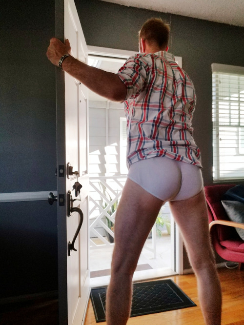 myunderpants4321: I will answer the door in my underpants.  Why not?!