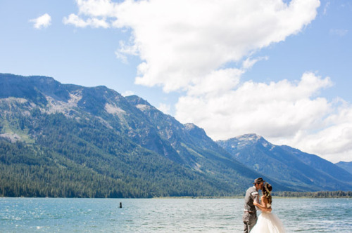 From Green Wedding Shoes, this wilderness wedding on The Brown Family Homestead in Washington is jus