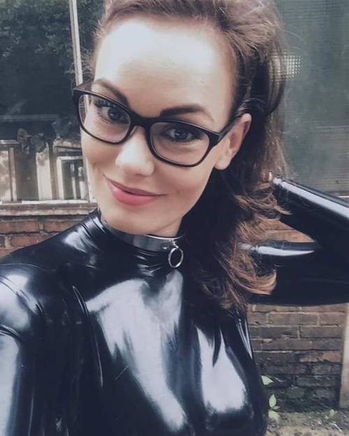 ilovelatex-blog:I Love Latex. More here: https://ilovelatex-blog.tumblr.com