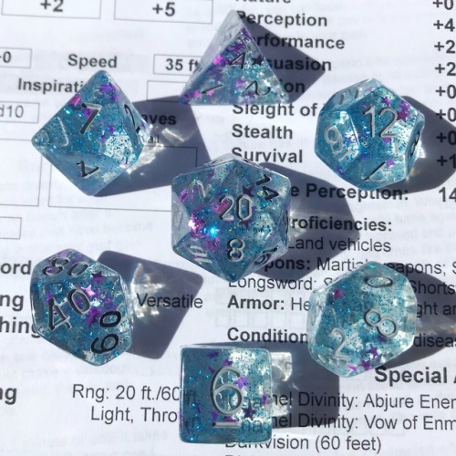 battlecrazed-axe-mage:These are the perfect wizard dice! 