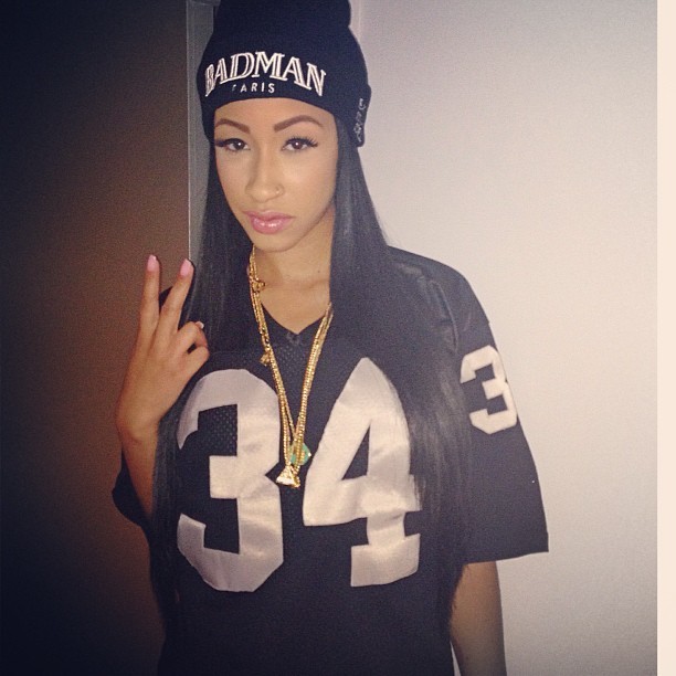 frenchinhalechanelxoxo:   Chαηεℓ   