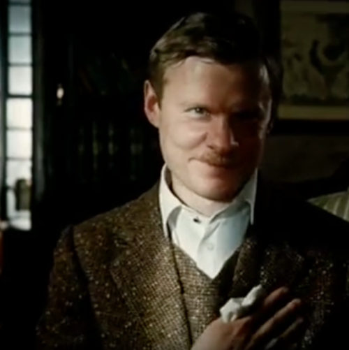 materialofonebeing: After the initial shock at Holmes’s return, Watson goes full cutiepie.  Episode 