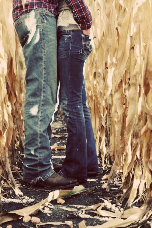 though-i-fall-i-will-rise:@backwoods-navy-boy neeeeeeeed a picture like this Goals 