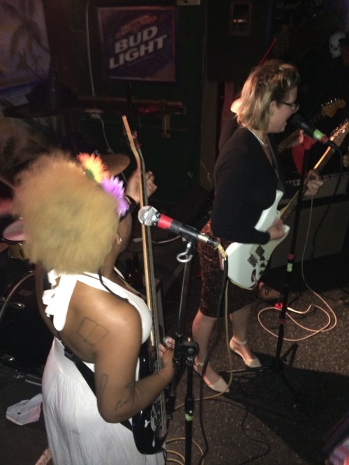 adultinsect:  CROW DOUBT ( beyonce-huxtable’s band doing a No Doubt cover set ) at Harold’s Place in San Pedro CA 10/31/14