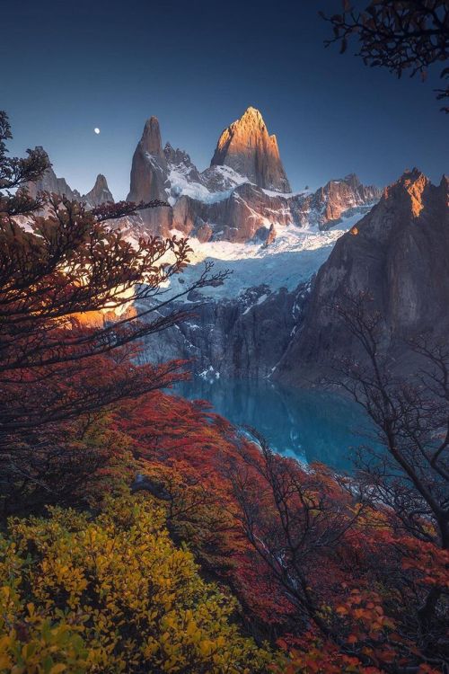 j-k-i-ng:“Laguna Sucia” by | Marco GrassiMt. Fitz Roy, El Chalten, Argentina