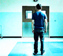 harveys-specter-blog:  Because Derek can read auras 