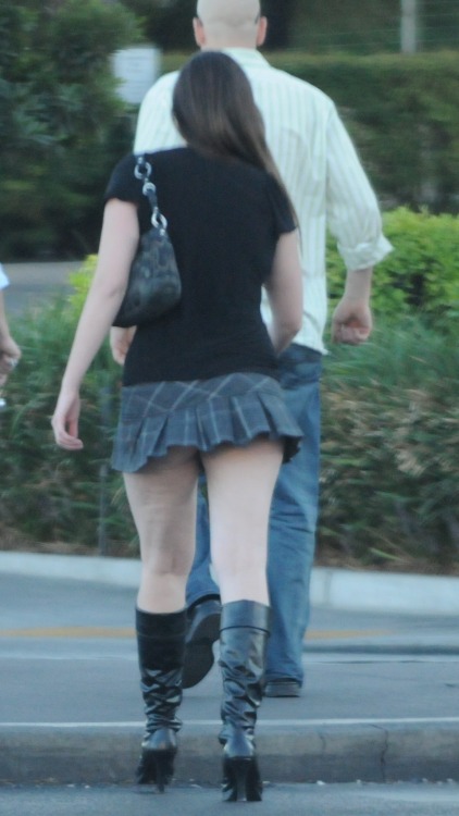 This is just the way the girls roll in Vegas baby.