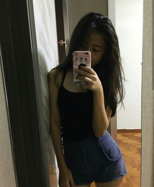 sgmirrorselfie: (5)