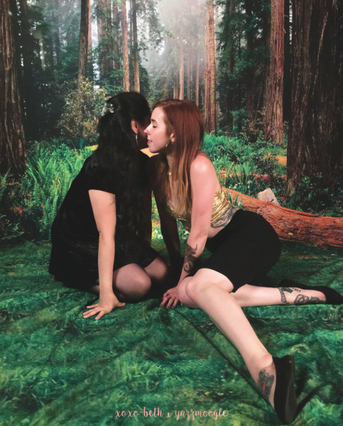 Secrets of the forest.(With the absolutely perfect @yazzmoogle. Photo credit @secretshelf. Please do