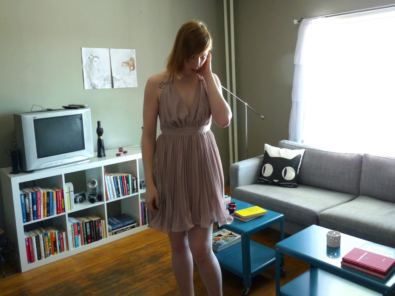 nordicfairy:  a gift from the very kind letzbfriends. :) the dress is periwinkle,