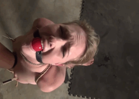 idietotapeyouup:  Is she getting any better from that position and torturing?