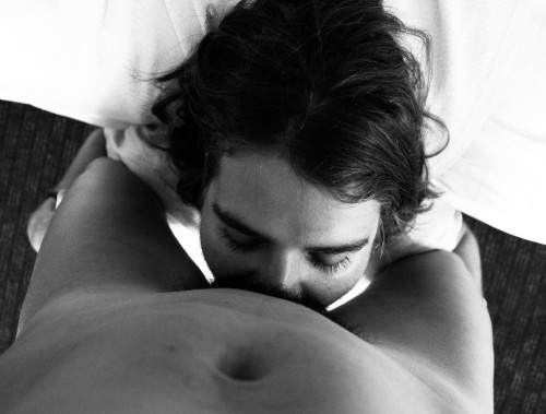 buriedblue:  room service.