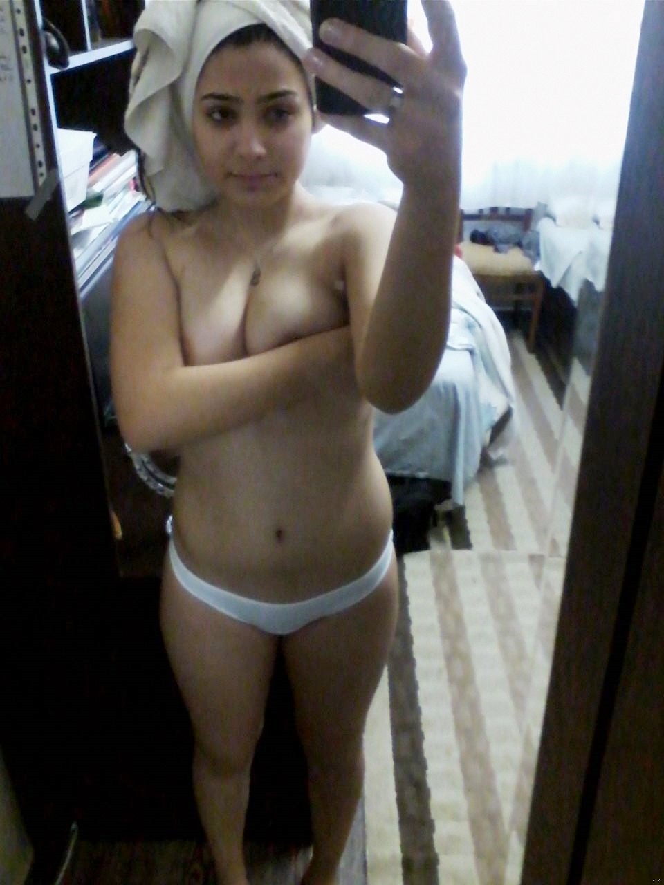 the-best-of-amateur:  Submission