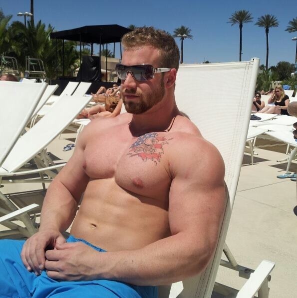 beardedandburly:  Tim Terwilliger [View all posts of Tim] [Follow BeardedandBurly]