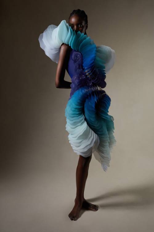 Iris Van Herpen, Fall 2021 Couture Credits:Masha Vasyukova - DirectorPatti Wilson - Fashion Edi