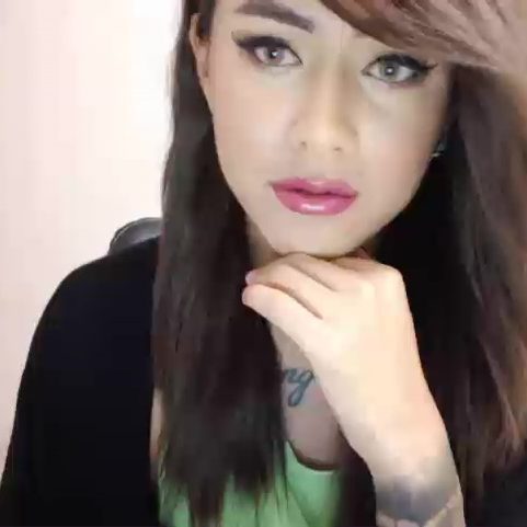 sharontranny:  omgbobby46:  funkyhippiefreak:  zodiacfive:  popsiclegirls:  Kimberly Polizzi aka Kim