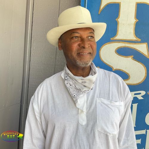 He’s optimistic in his Borsalino Optimo hat!
The original classic Panama hat🤠
•
We’re OPEN in store and online
Tue-Sat 10:30am-6pm
Sunday 12-4pm
Contact us for more info
(510) 962-4428
berkeleyhat@gmail.com
•
Visit berkeleyhat.com 24/7
•
#berkeleyhat...