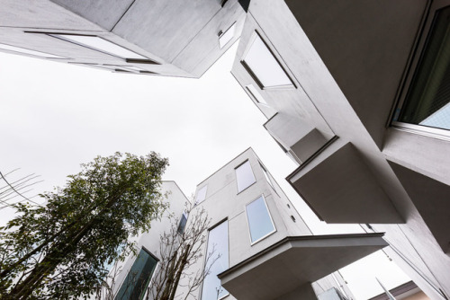 architags:Hiroyuki Ito Architects. 東新宿テラス. Tokyo. Japan. photos: Makoto Yoshida, Shinkenchiku-sha