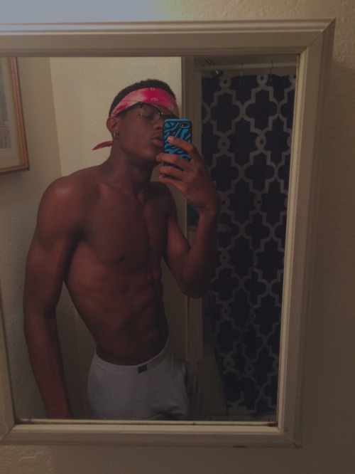 javonnie:  Bulge😋