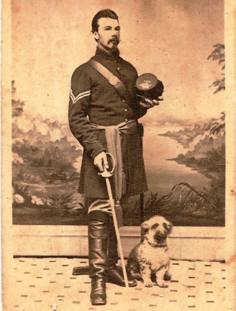 Union soldier and his pupper, American Civil War.