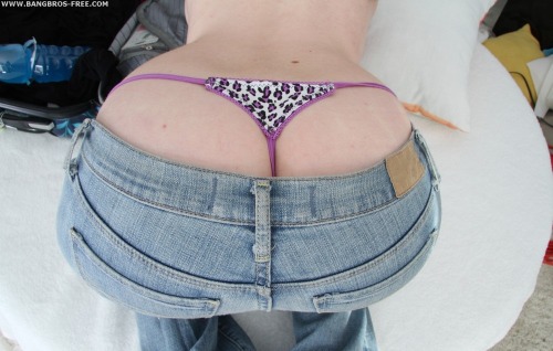 XXX fatjuicyass:  Lilith Lust photo