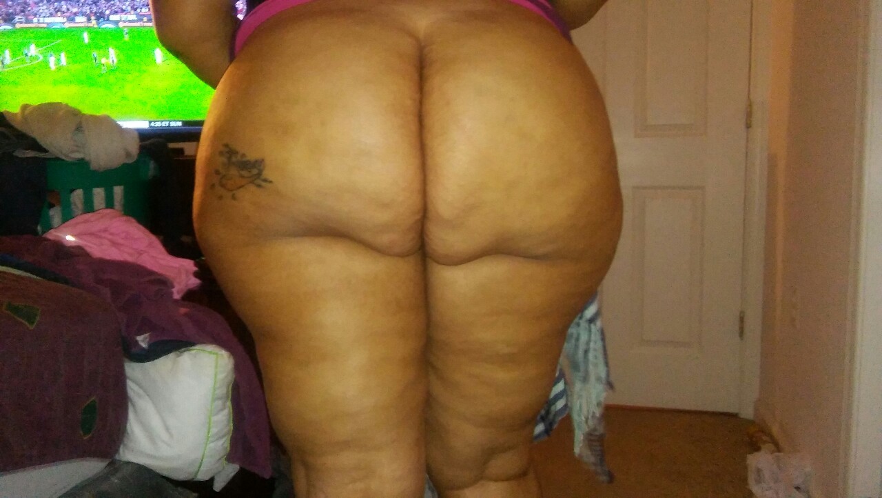 dclover86:  Beautiful ass twerk perfection 🍆🍆👅👅👅🍓🍓🍓🍒🍒💪💪