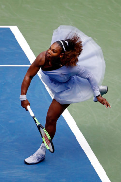 radlulu:Serena Williams defeats Kaia Kanepi [6-0, 4-6, 6-3] to get to the Quarter-finals of the US Open 2018. 