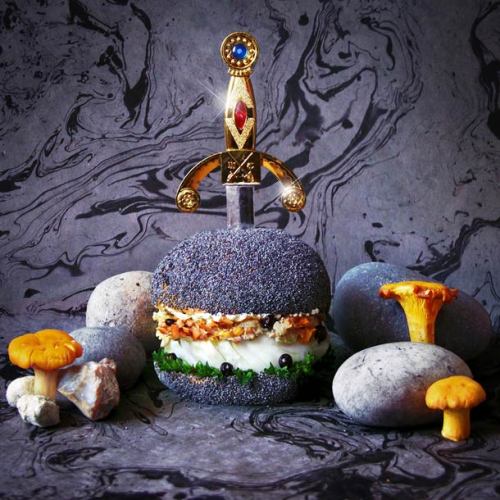 asylum-art-2:  New ultra-creative burgers porn pictures