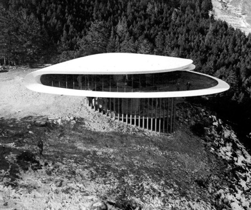 semioticapocalypse:Dream House by Charles Deaton in Golden, Colorado. 1963 [::SemAp Twitter || SemAp