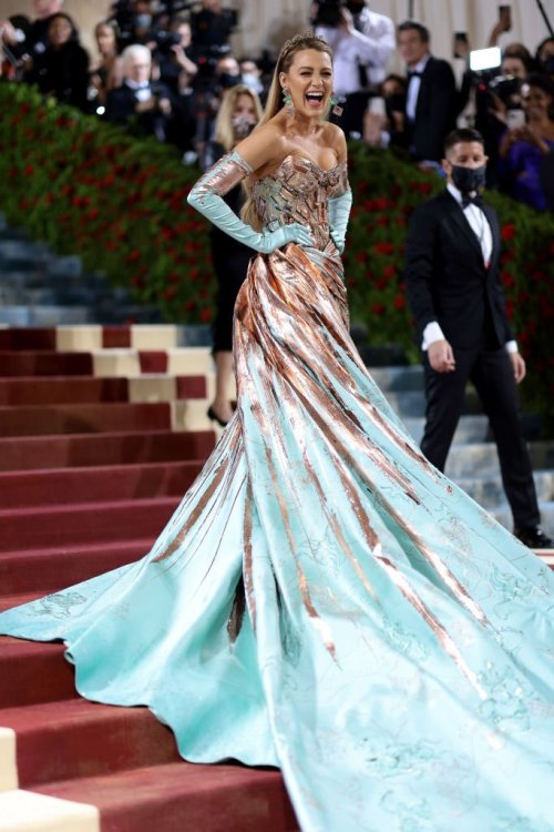 ctolisso:BLAKE LIVELY– Met Gala: May 2, 2022 