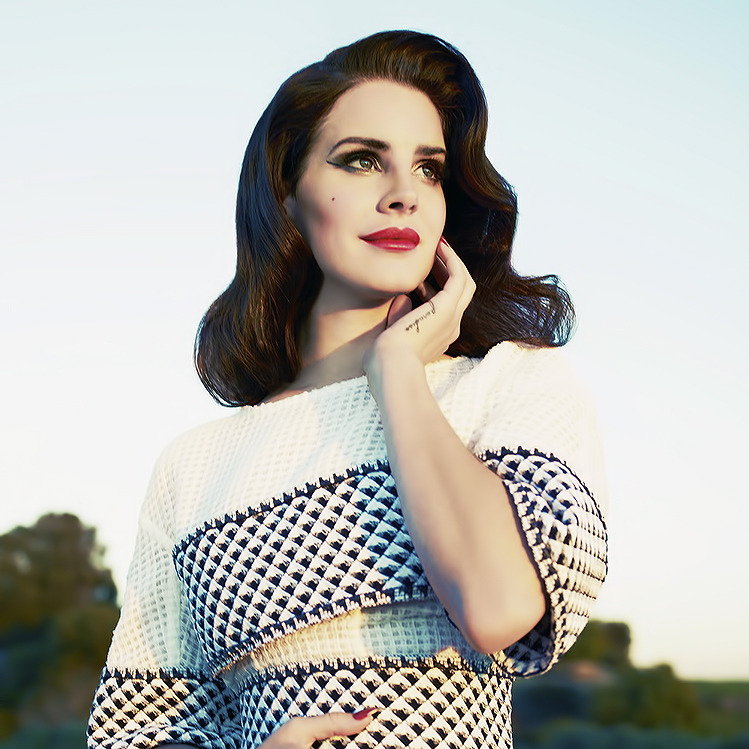 diamondsanddelrey:  Lana Del Rey and Marina and The Diamonds Blog  