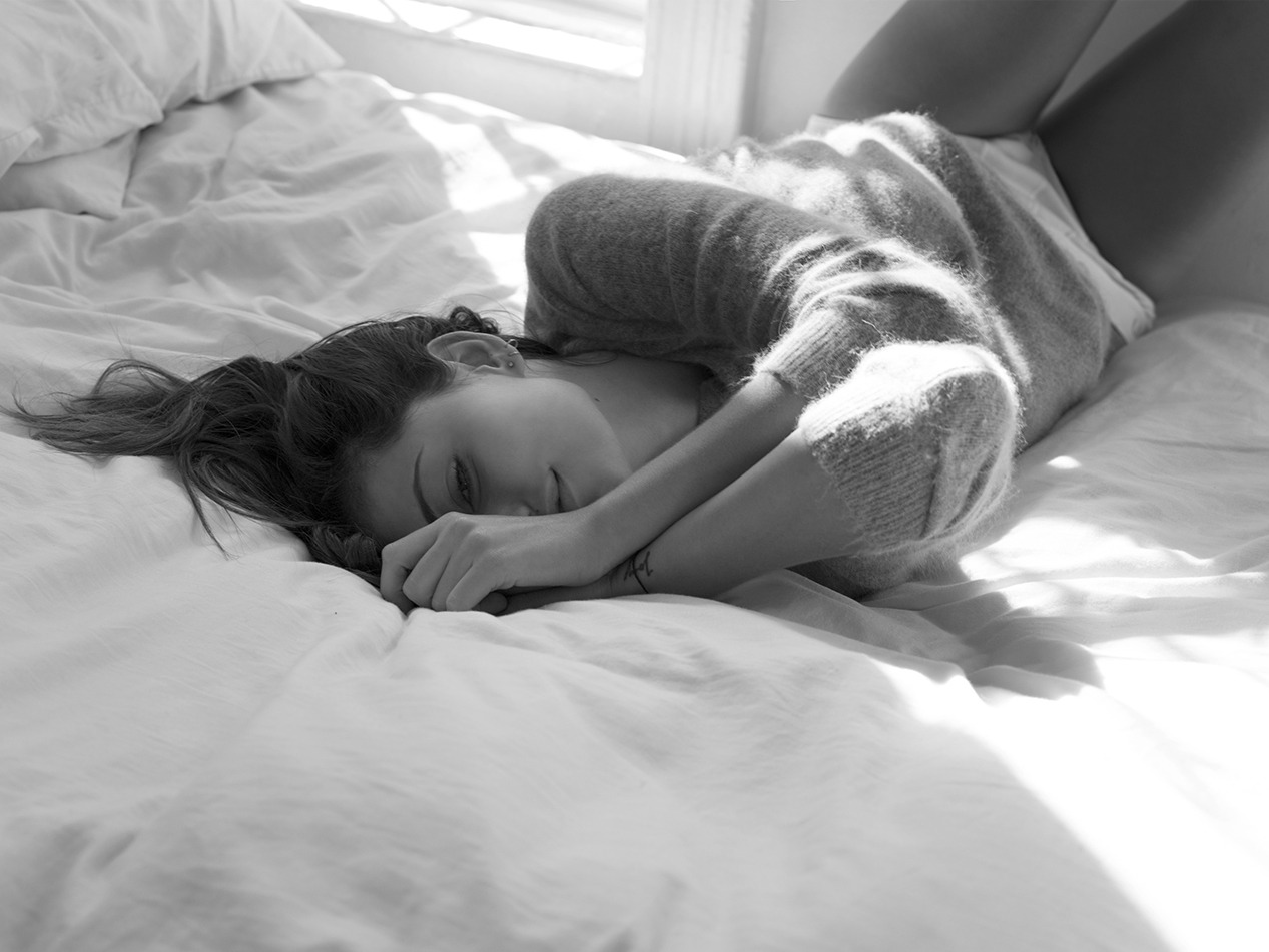 angelomisterioso:  Phoebe Tonkin by Alexandra Nataf, 2013 