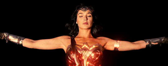 clara-wears-diapers:  diana-prince:  The greatest thing about Wonder Woman is how