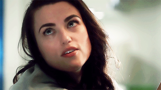 goodgirlargo:#how to look at your best friend properly
