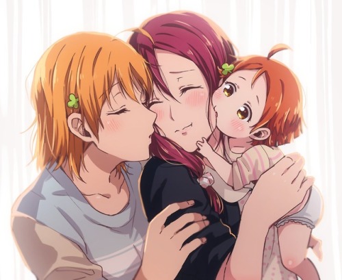 ✧･ﾟ: *✧ A Loving Family ✧ *:･ﾟ✧♡ Characters ♡ : Chika Takami ♥ Riko Sakurauchi♢ Anime ♢ : Love Live!
