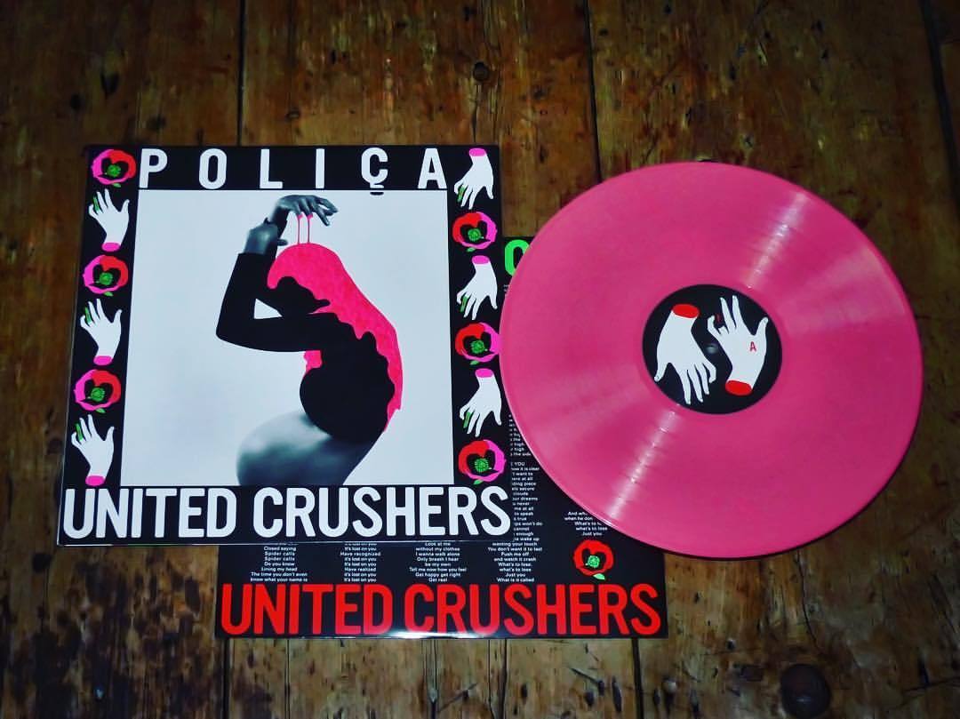 Policia, Unitied Crushers - great music, strongly keeping up with ‘Give you the Ghost’ In my opinion one of the best package Designs in 2016 so far.
#vinyl #vinyladdict #vinyligclub #vinyljunkie #record #records #recordcollector #recordcollection...