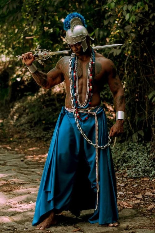 Ogun, orisha of iron, metal works and roads, photo by Tiago Sant´anna.