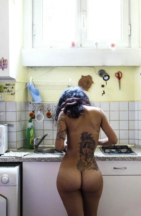 badbroads:  badbroads.tumblr.com ****TJ’s Bad Broads****