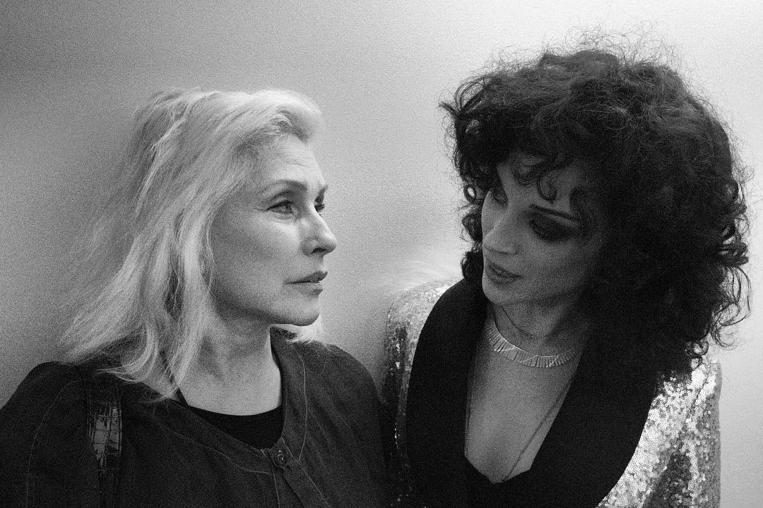 ifuckinglovestvincent:  Debbie Harry + Annie Clark