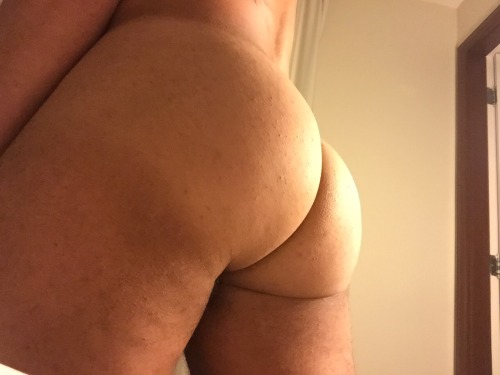 Sex poundthislatinbubble:  Pound CAKE pictures