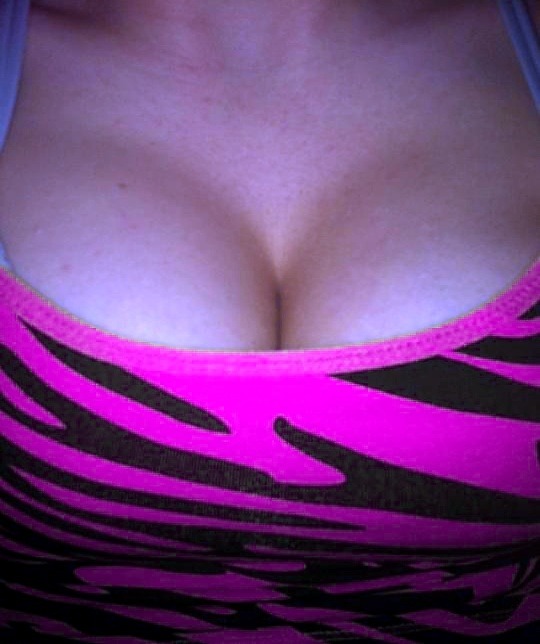 boobsandcleavage:  My friends cleavage. Lovely. 