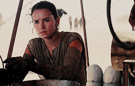 spacedameron:Fave characters [2/∞] ⇒ Rey“That was lucky!”