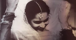 mainepyarkiyahaitumse-blog:sharma ke yeh kyun sab pardah nasheen, aanchal ko savaara karte hainkuch 