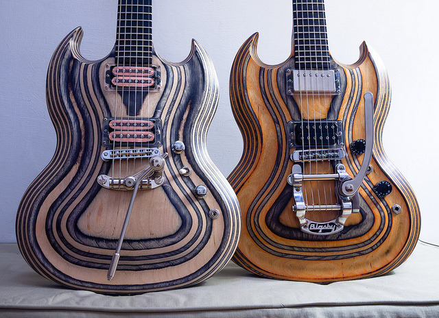 chillypepperhothothot: gibson sg zoot suit by stefano aria on Flickr.