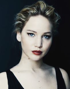 ennobaria:  Jennifer Lawrence for Hollywood Reporter (2011) 