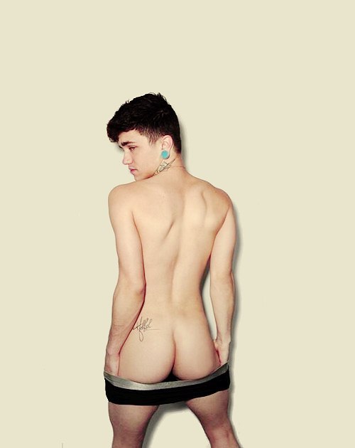 ass-o-matic:  penism:  I love Jake Bass look at dat ass   #hottestassesever